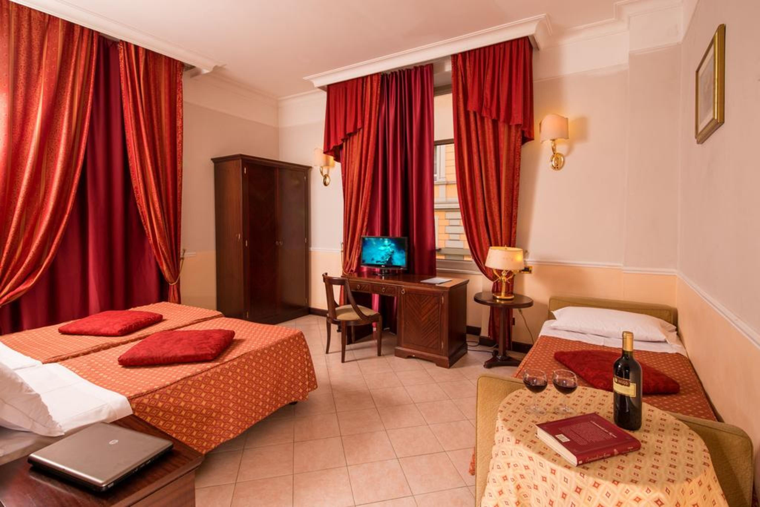 Hotel Nizza Roma Esterno foto